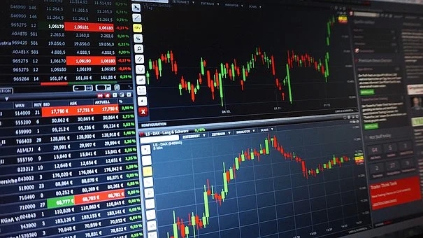 Before You Start Trading Forex: The Pros and Cons You Need to Know post thumbnail image