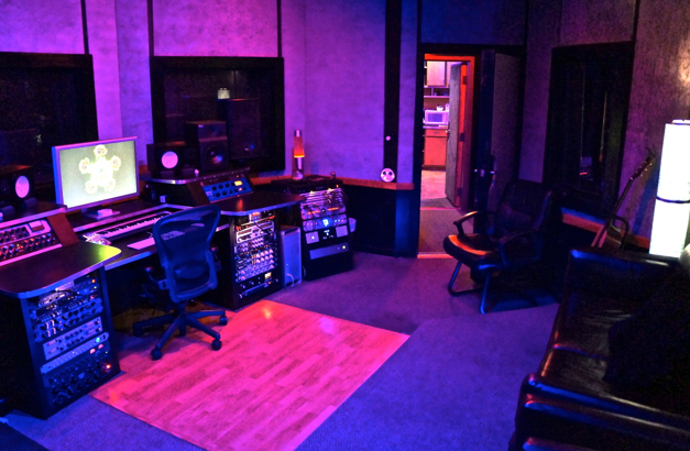Discharge Your Artistic thinking: Major 10 Recording studio space Work stations for Musicians post thumbnail image